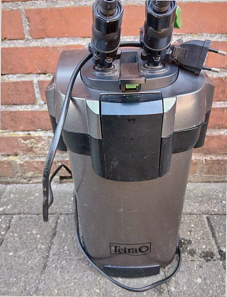 Tetra EX 800 Plus Außenfilter für Aquarium inkl. viel Zubehör & Filtermedien